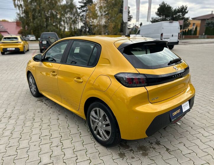 Peugeot 208 15
