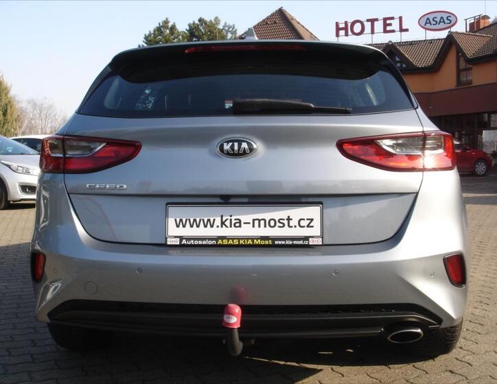 KIA Ceed 8