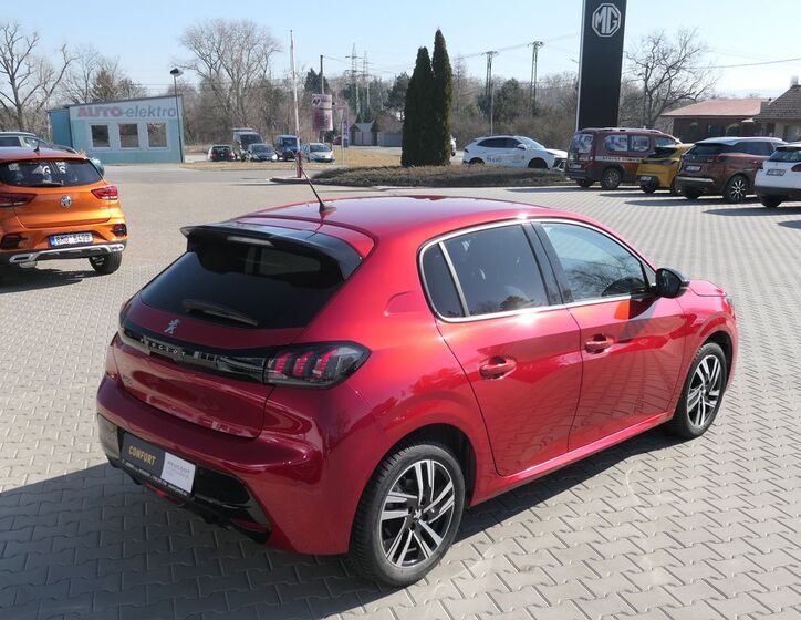 Peugeot 208 4
