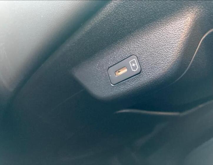 KIA Niro 7