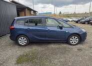 Opel Zafira 4
