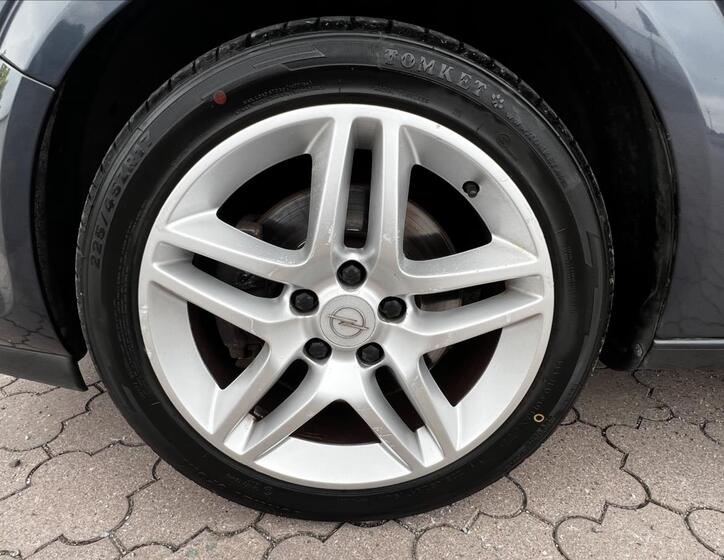 Opel Astra 13
