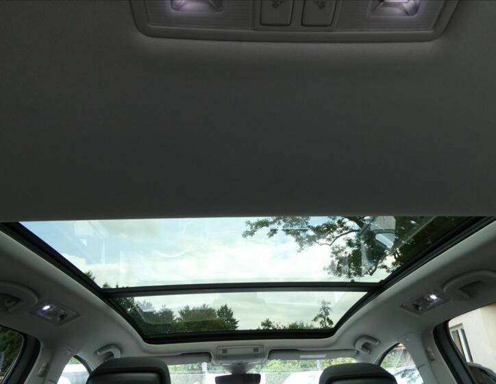 Volkswagen Touran 20