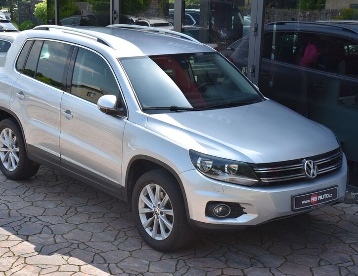 Volkswagen Tiguan 1
