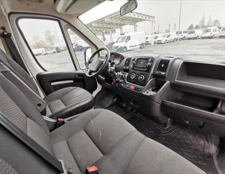 Peugeot Boxer 8
