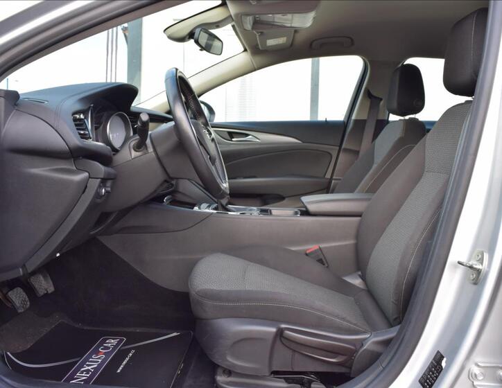 Opel Insignia 15