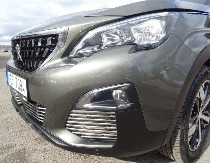 Peugeot 3008 4