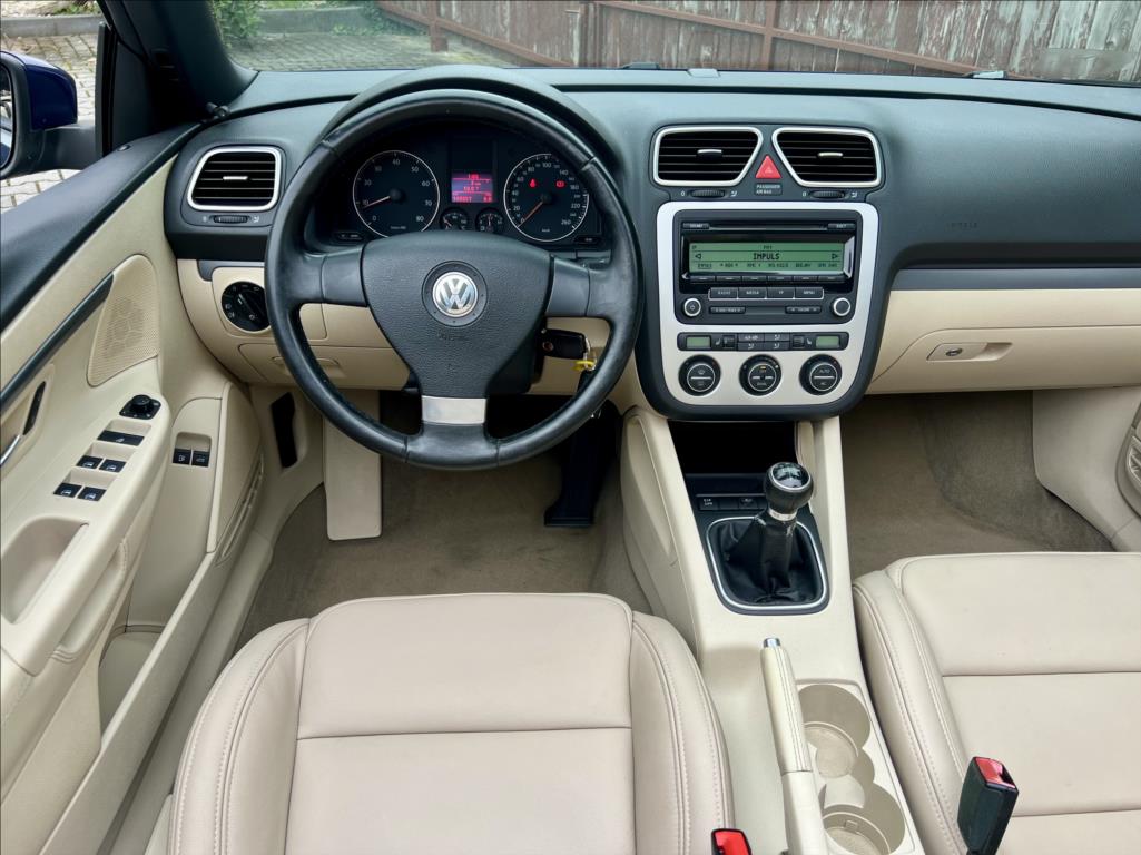 Volkswagen EOS