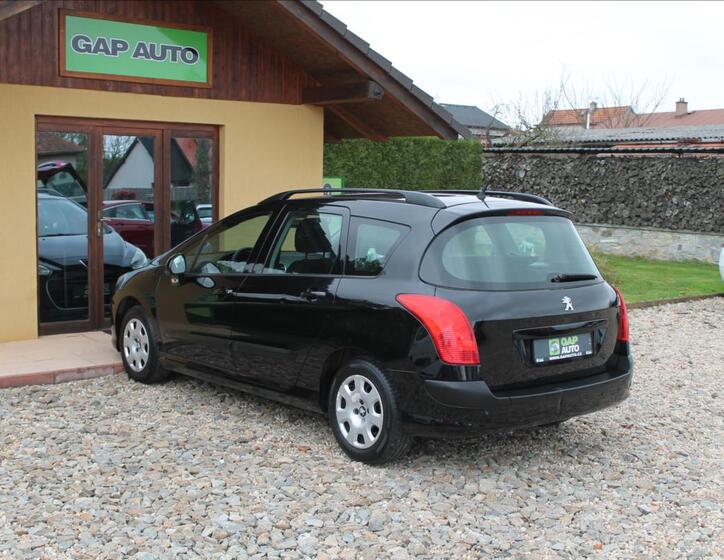 Peugeot 308 4