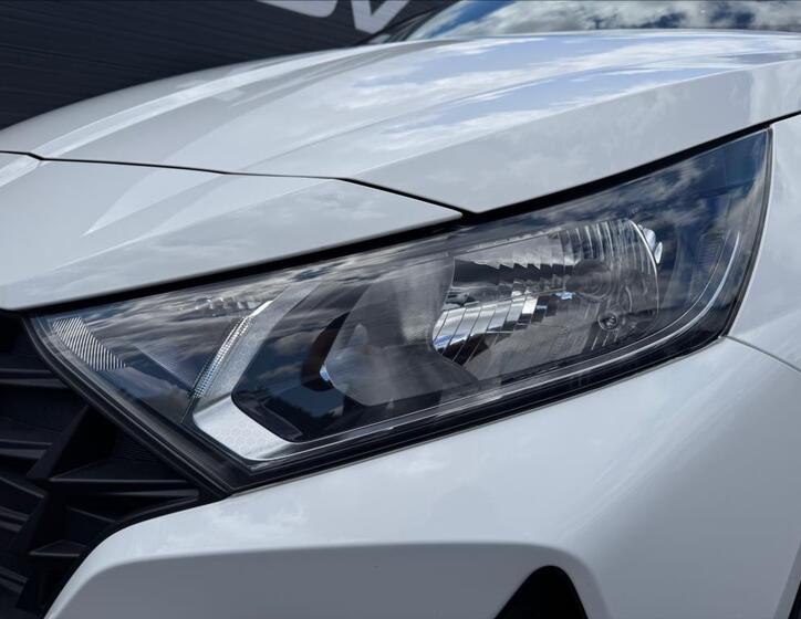 Hyundai i20 23