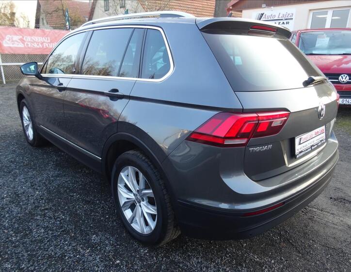 Volkswagen Tiguan 7
