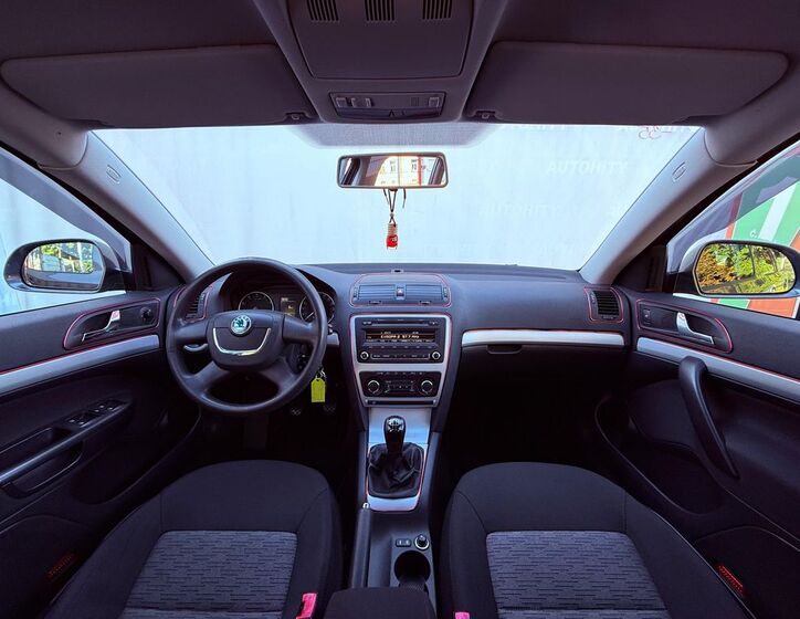 Škoda Octavia 13