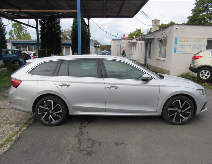 Škoda Octavia 8