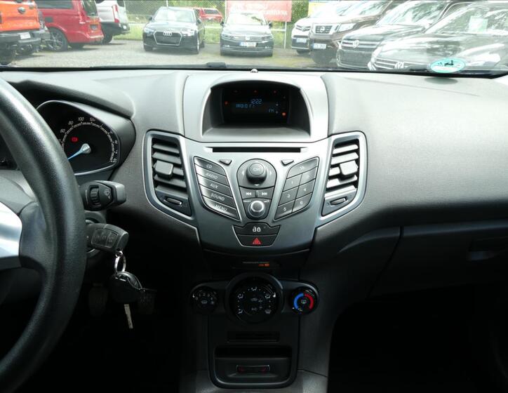 Ford Fiesta 26