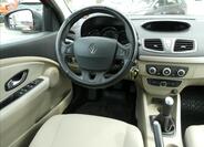 Renault Fluence 23