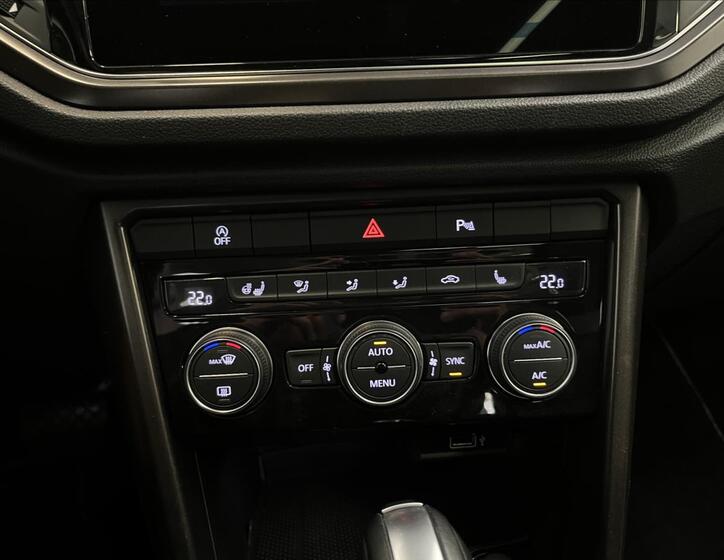 Volkswagen T-Roc 14
