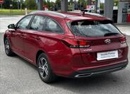 Hyundai i30 4