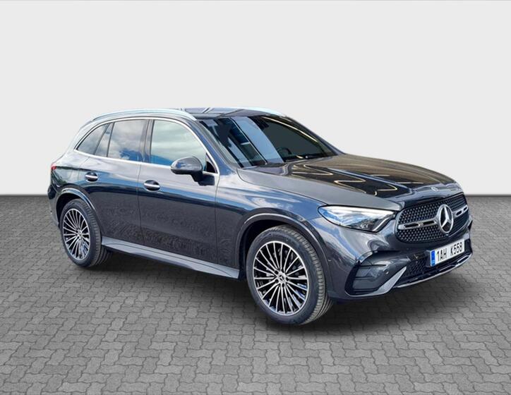 Mercedes-Benz GLC 7