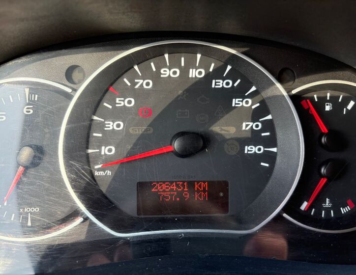 Renault Kangoo 9
