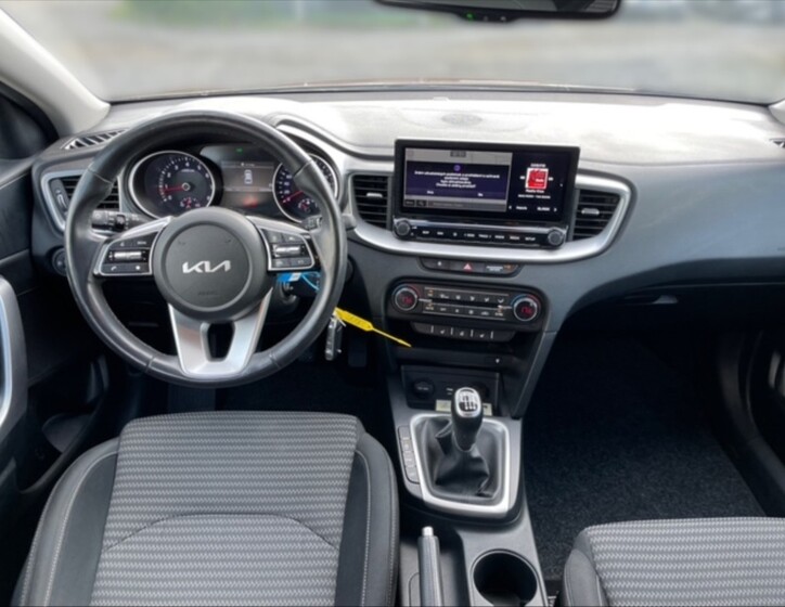 KIA Ceed 9