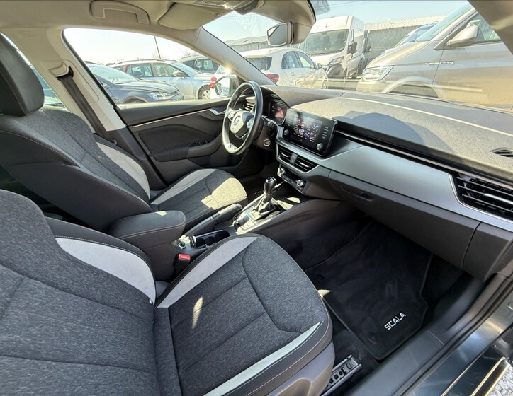 Škoda Scala 41