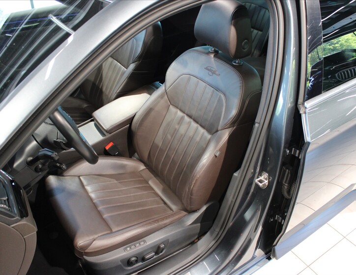 Škoda Superb 10