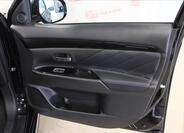 Mitsubishi Outlander 12
