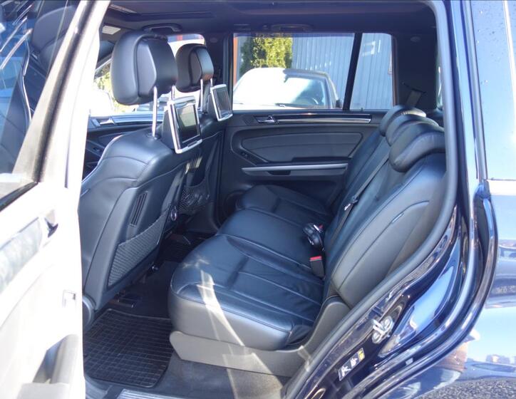 Mercedes-Benz GL 16