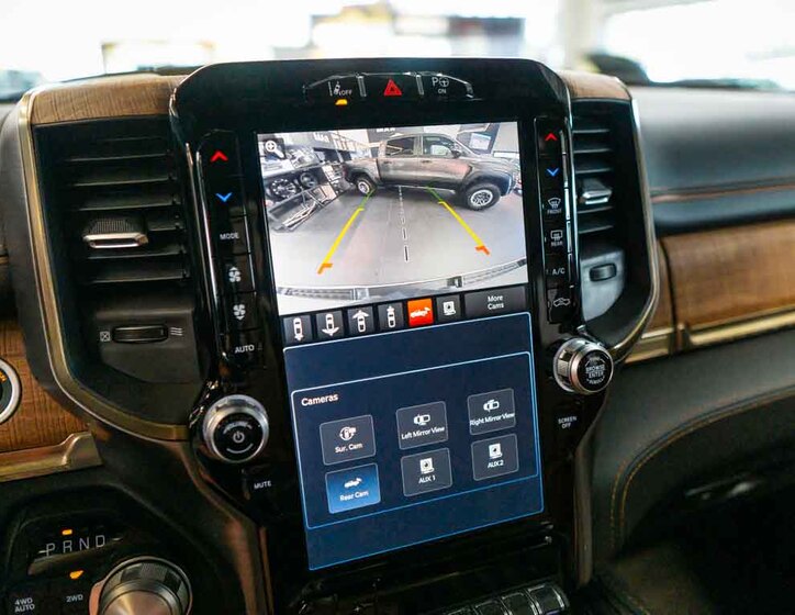 Dodge RAM 28