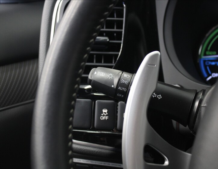 Mitsubishi Outlander 21