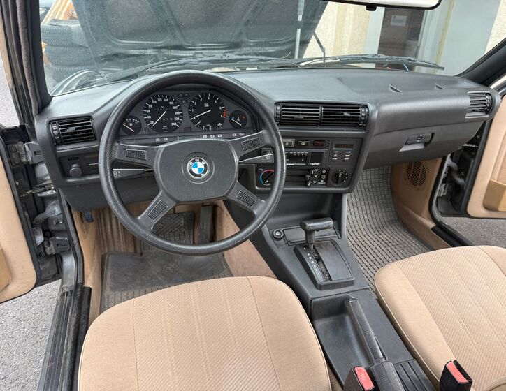 BMW Řada 3 8