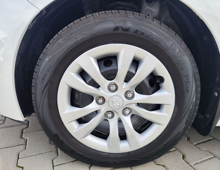 Hyundai ix20 27