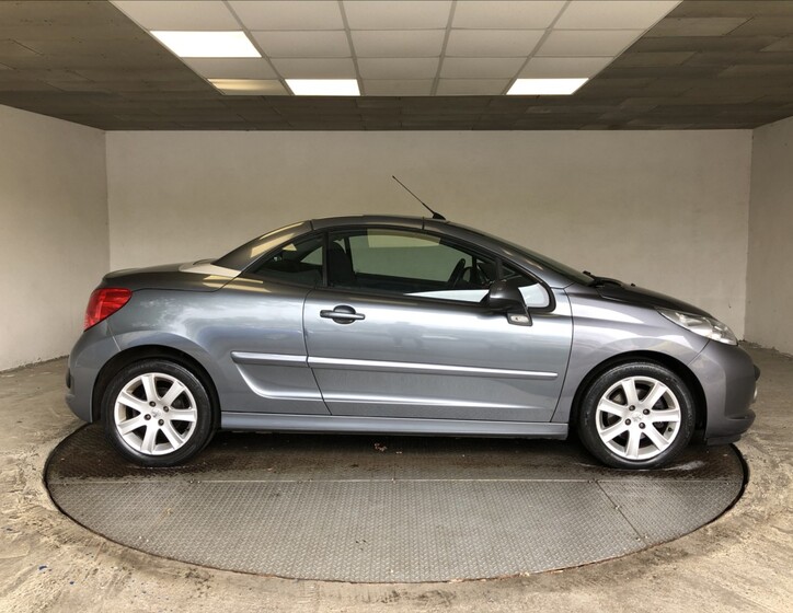 Peugeot 207 8