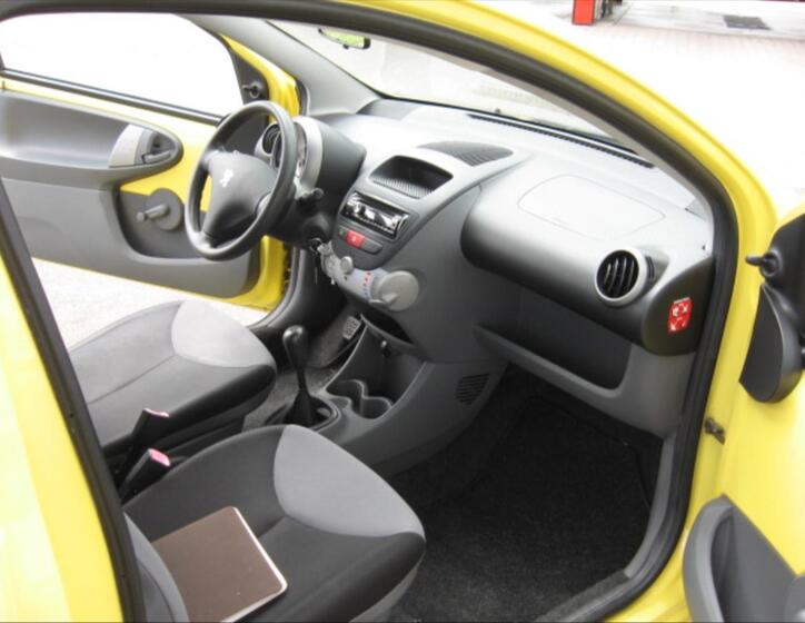 Peugeot 107 9