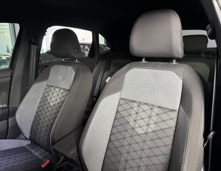 Volkswagen Taigo 23