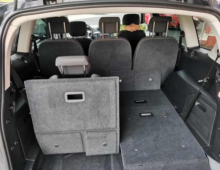 Ford S-MAX 28