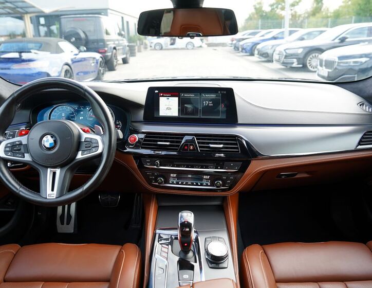 BMW M5 28