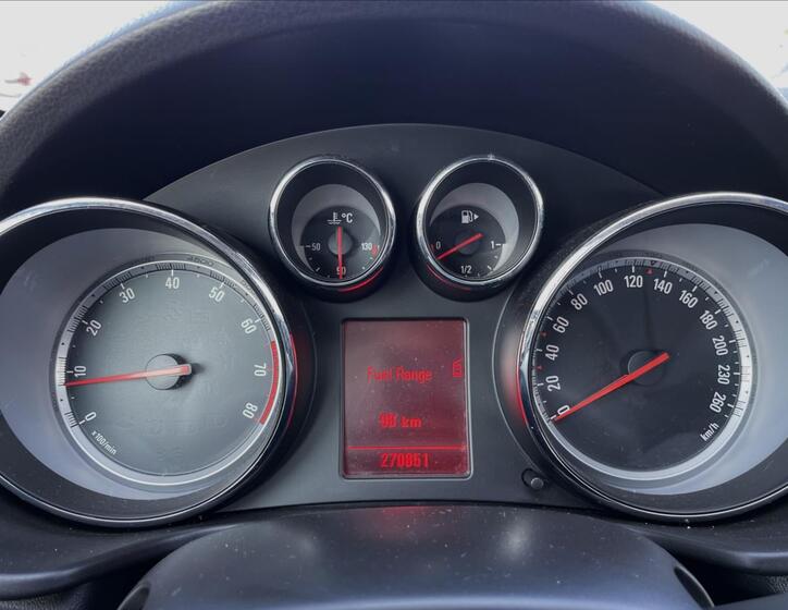 Opel Insignia 12