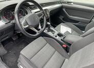 Volkswagen Passat 2