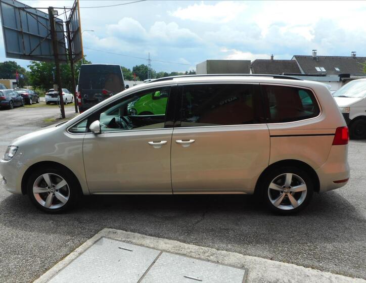 Volkswagen Sharan 8