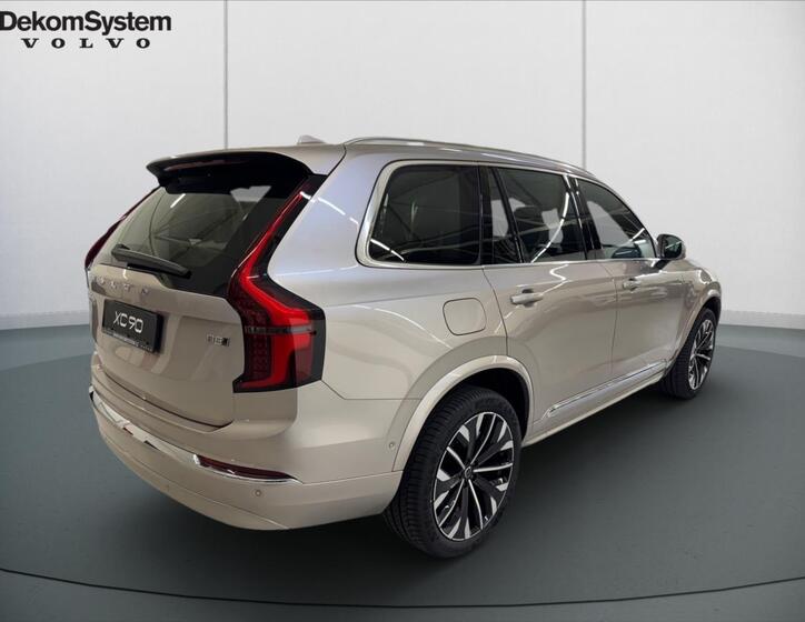 Volvo XC90 3