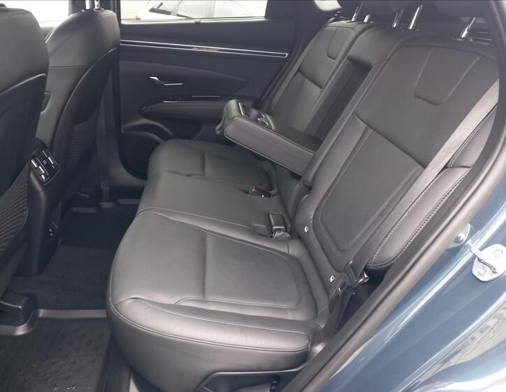 Hyundai Tucson 25