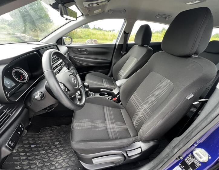 Hyundai i20 15