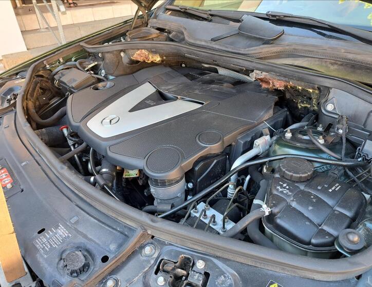 Mercedes-Benz Třídy M 60