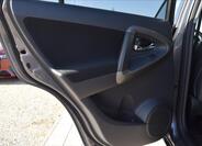 Toyota RAV4 24