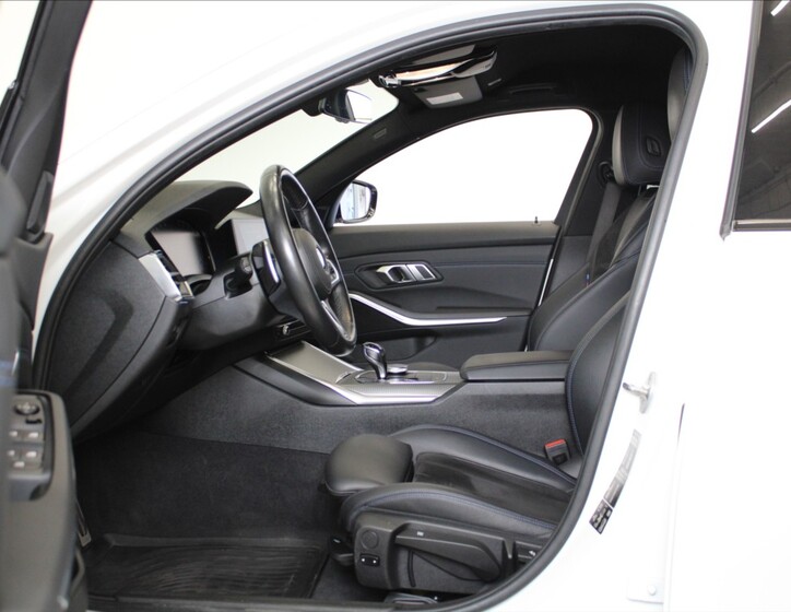 BMW Řada 3 6