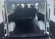 Renault Trafic 13