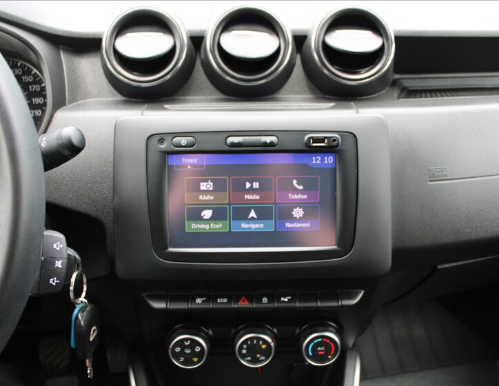 Dacia Duster 16