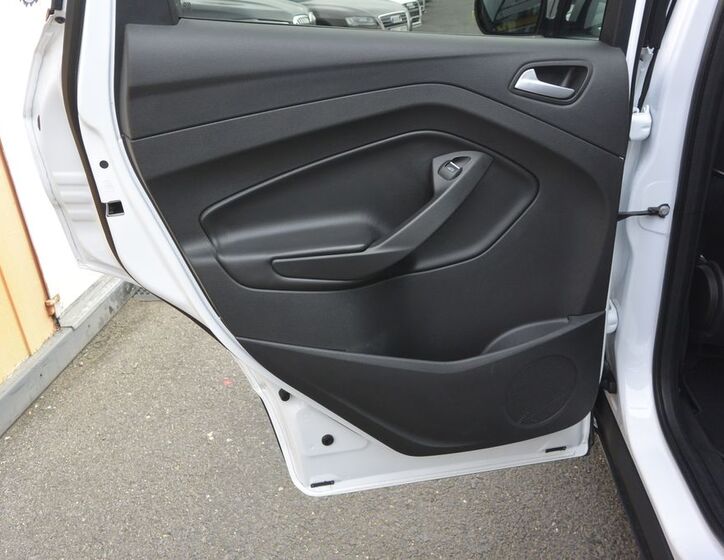 Ford Kuga 28