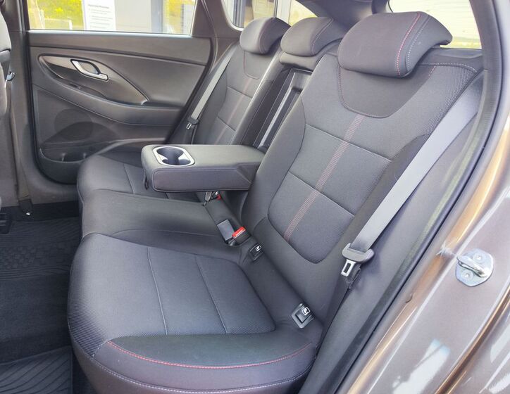 Hyundai i30 11